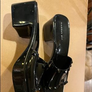 Gorgeous shoe comfy casual or dressy